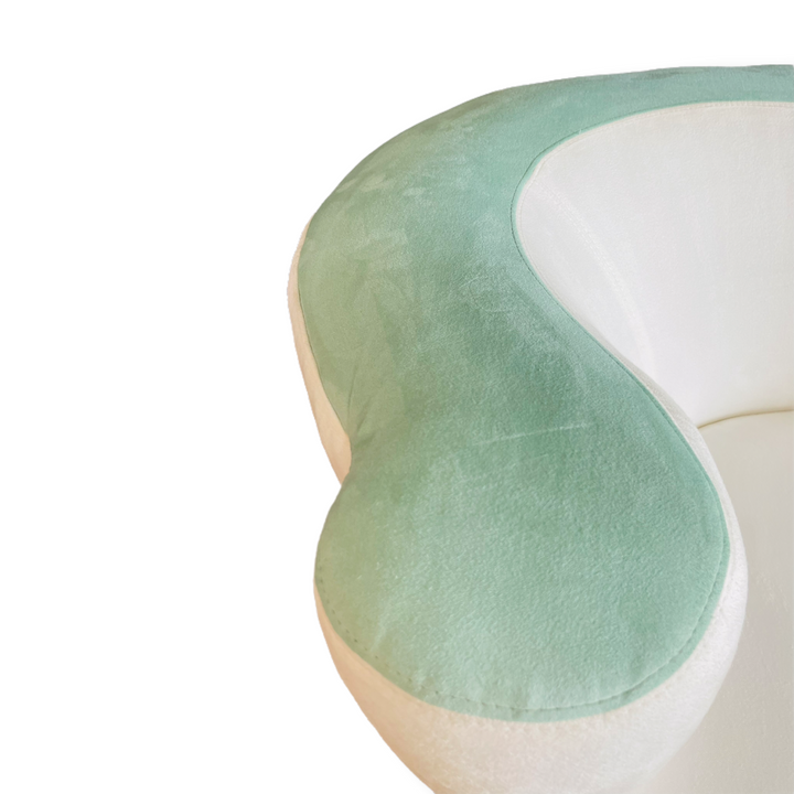 Pair of Vladimir Kagan Corkscrew Nautilus Swiveling Chairs image 11