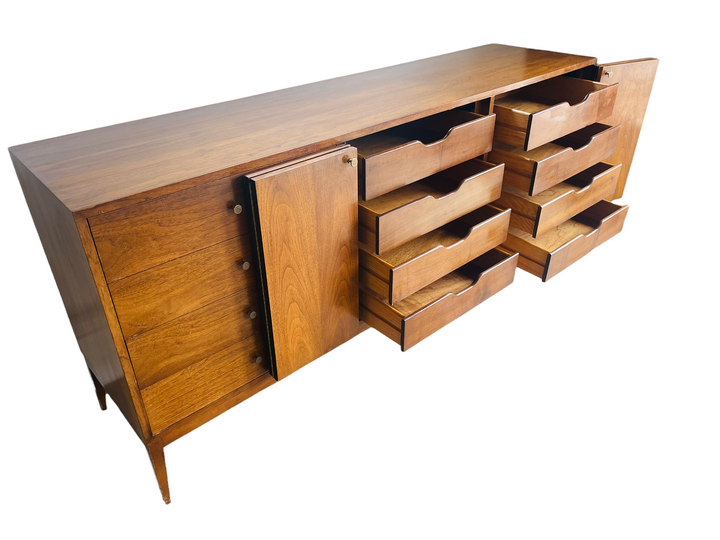 Mid-Century Modern Walnut Triple Dresser in Style Paul McCobb  image 2