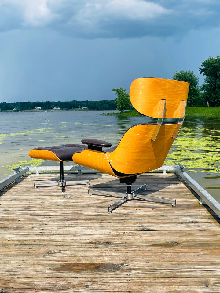 Mid Century Modern Selig Lounge Chair & Ottoman  image 4