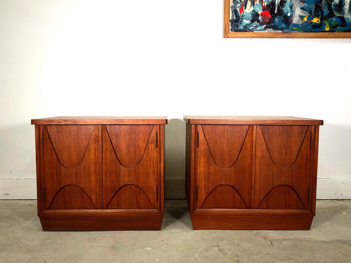Mid-Century Modern Teak Nightstands By Broyhill Brasilia image 0