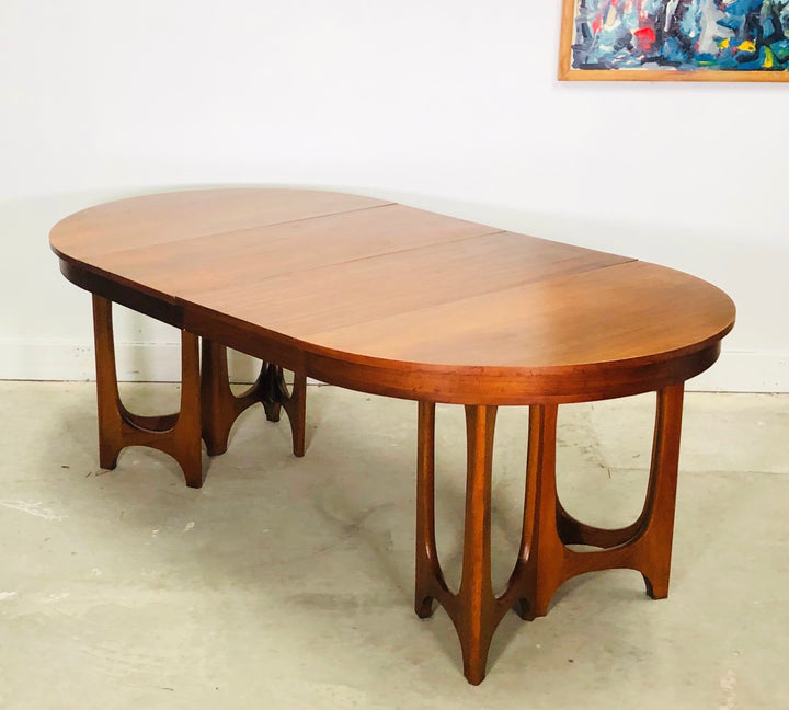 Rare Mid-Century Modern Young Manufacturing Walnut Dining Table image 0