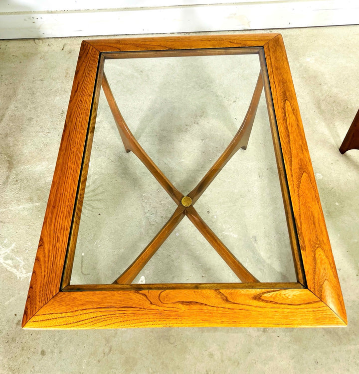 Pair of Mid-Century Modern End Tables By Lane Furniture image 5