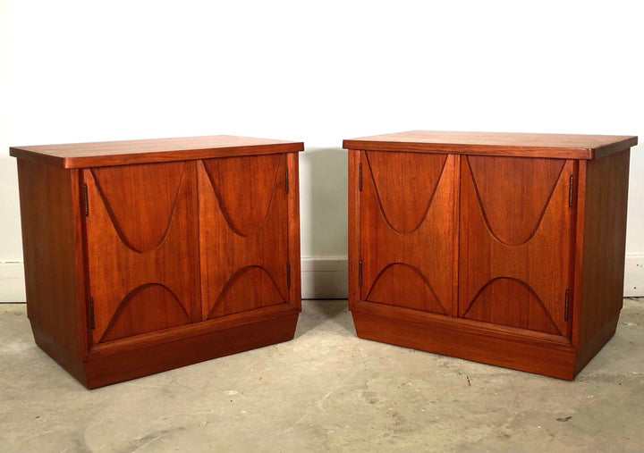 Mid-Century Modern Teak Nightstands By Broyhill Brasilia image 1