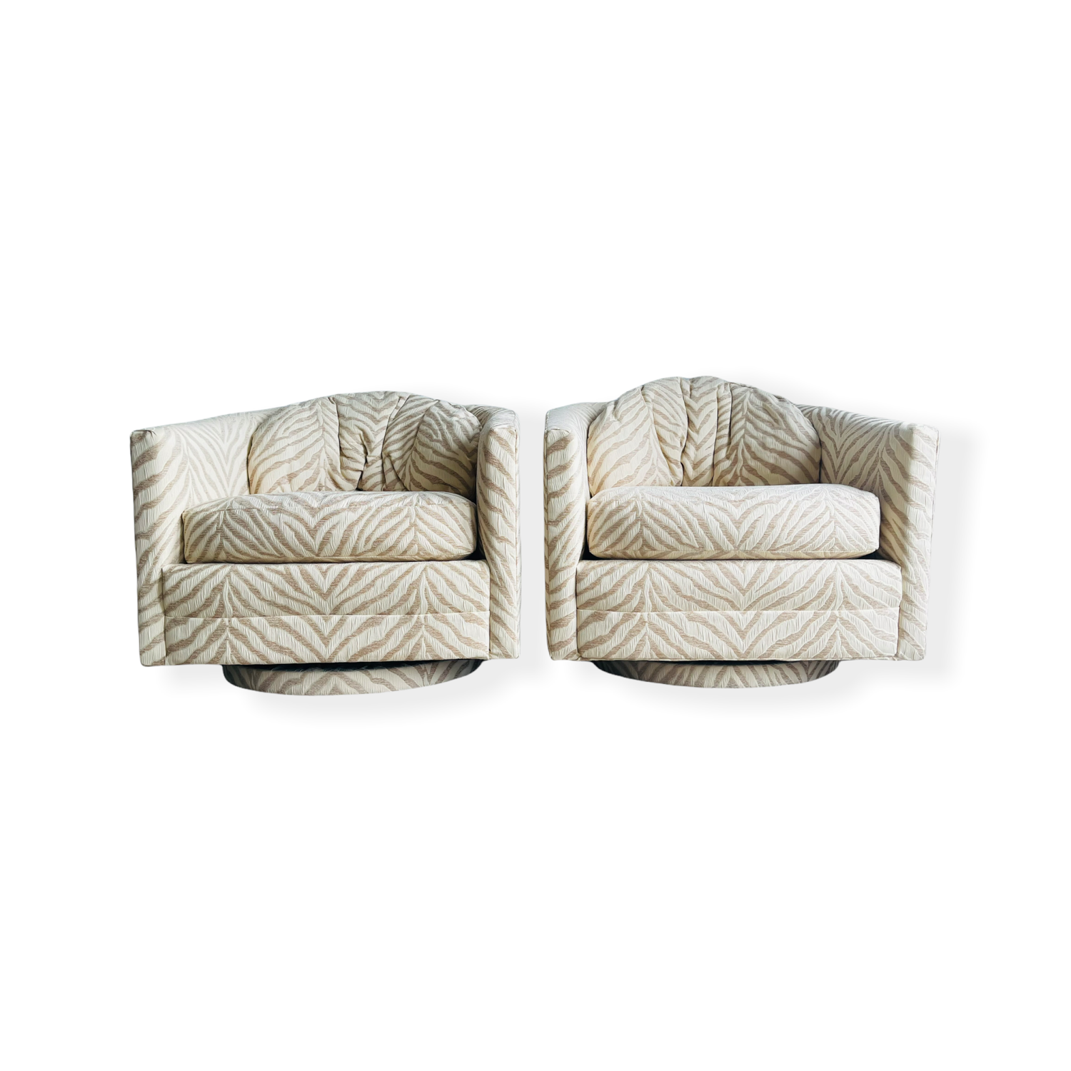 Pair Milo Baughman Swiveling Chairs image 1