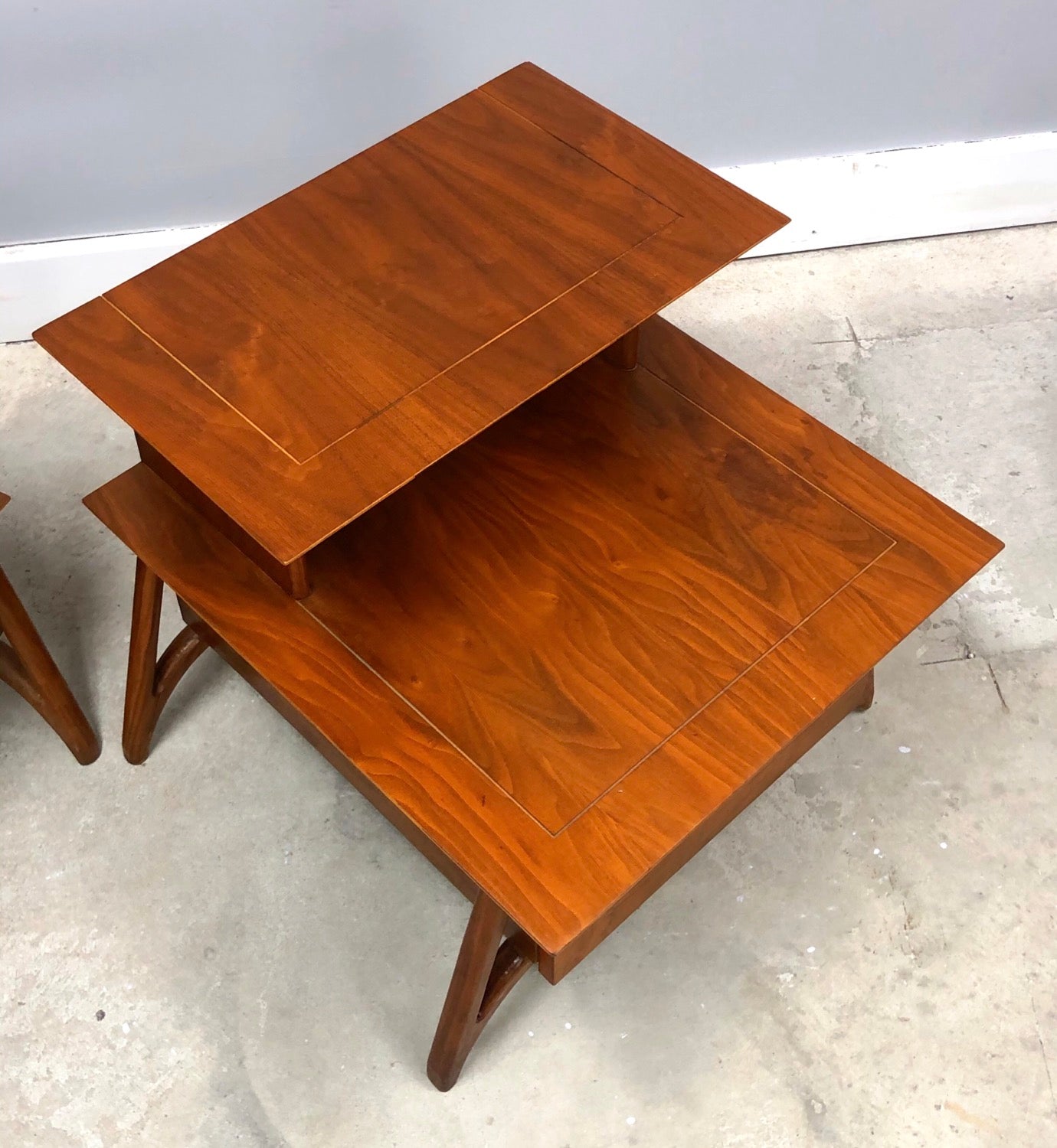 MCM Pair Of Walnut Two Tier Nightstands On Sculpted Legs image 5