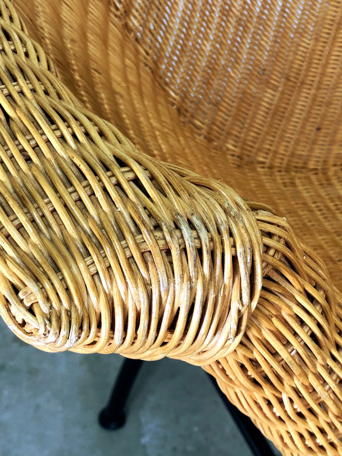 Sculptural Mid-Century Modern Wicker Chaise Lounge After Eames La Chaise image 9