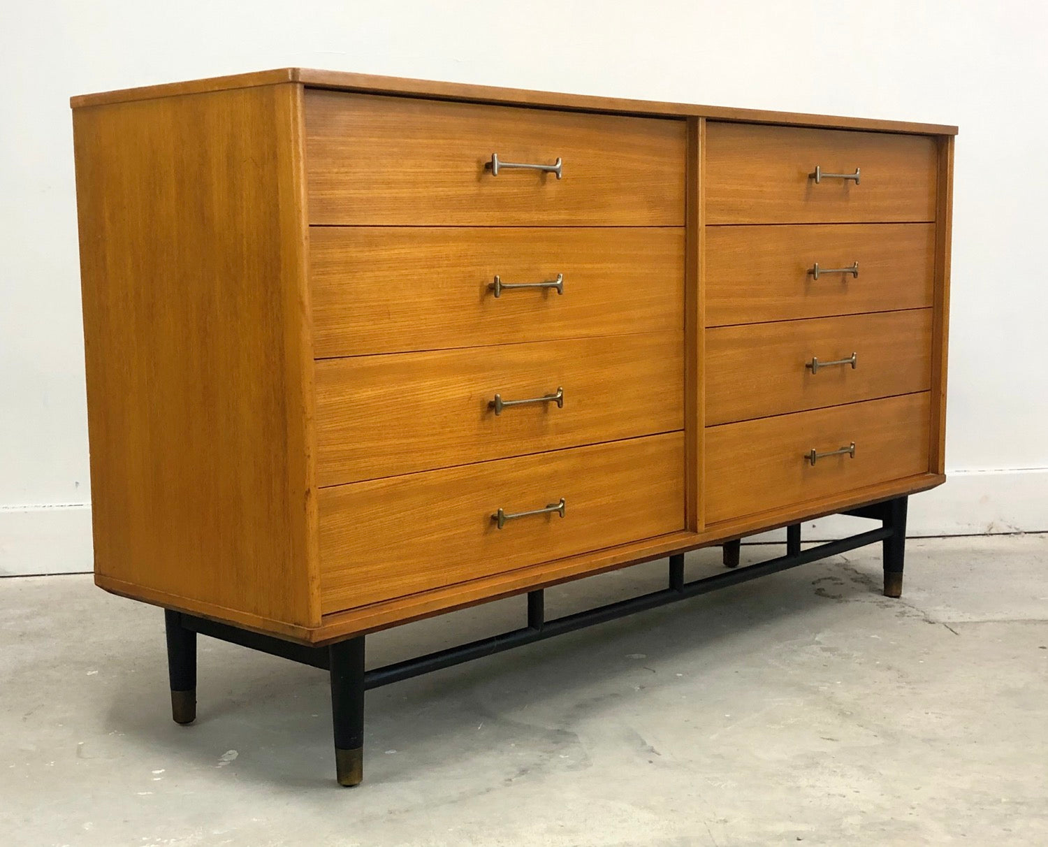 Mid-Century Modern Milo Baughman Dresser / Credenza by Drexel  image 0