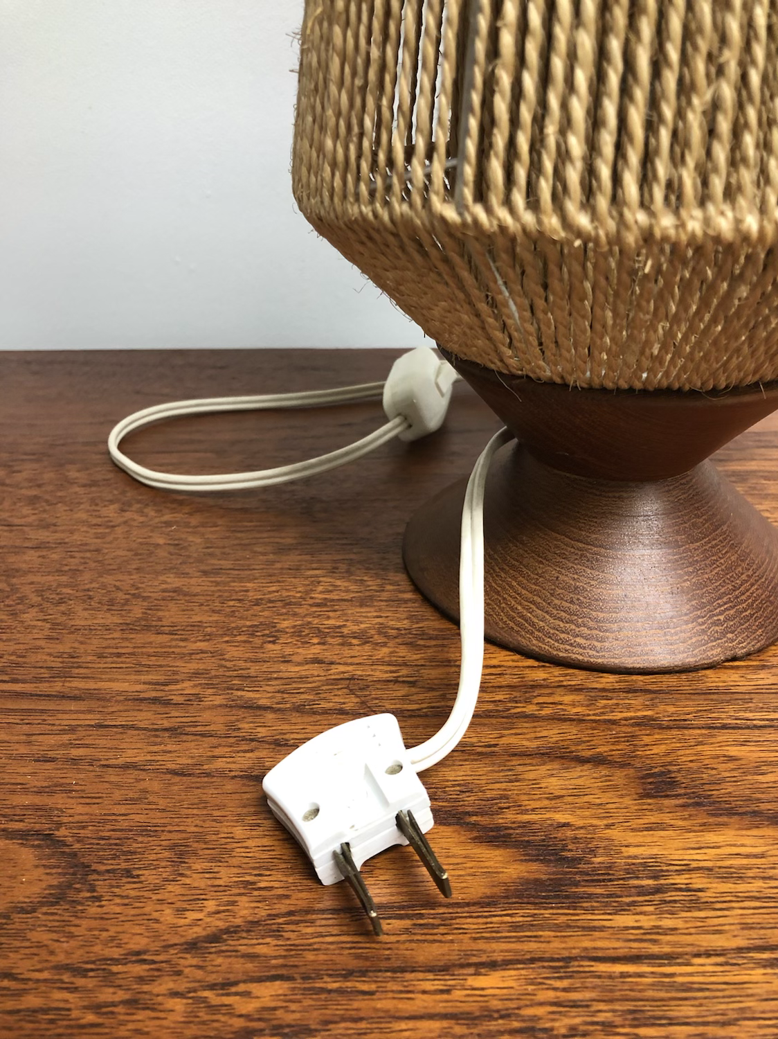 Mid Century Modern Table Lamp  image 9