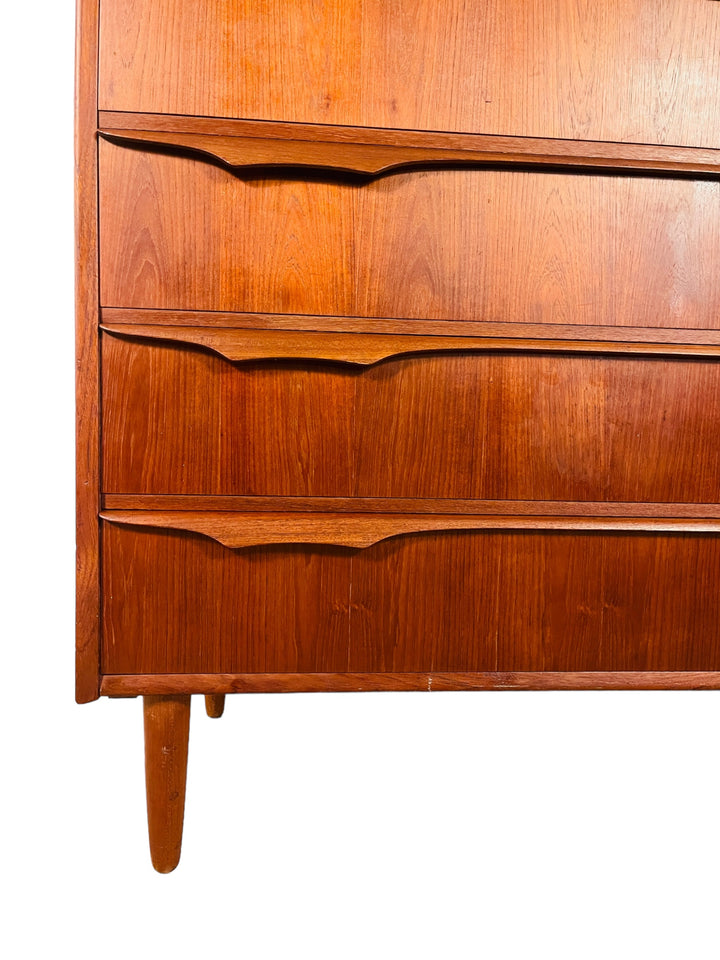 Mid Century Danish Modern Teak Dresser  image 5