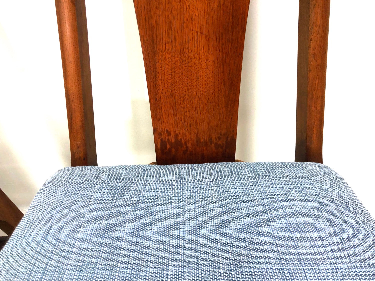 Set 6 Mid-Century Modern Walnut Dining Chairs By Young Manufacturing image 9