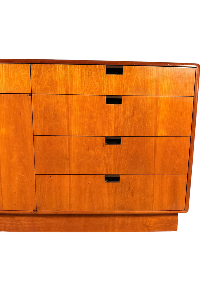 Mid-Century Modern Cherry Sideboard by Dunbar Furniture image 3