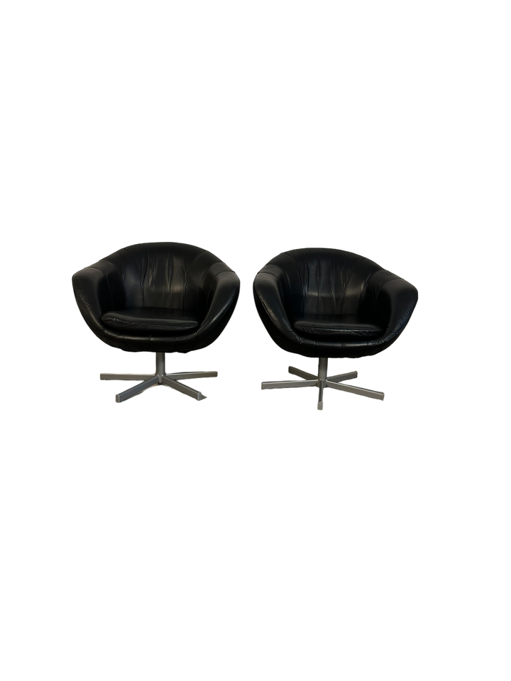 Pair Mid Century Modern Swiveling Leather Pod Chairs image 0