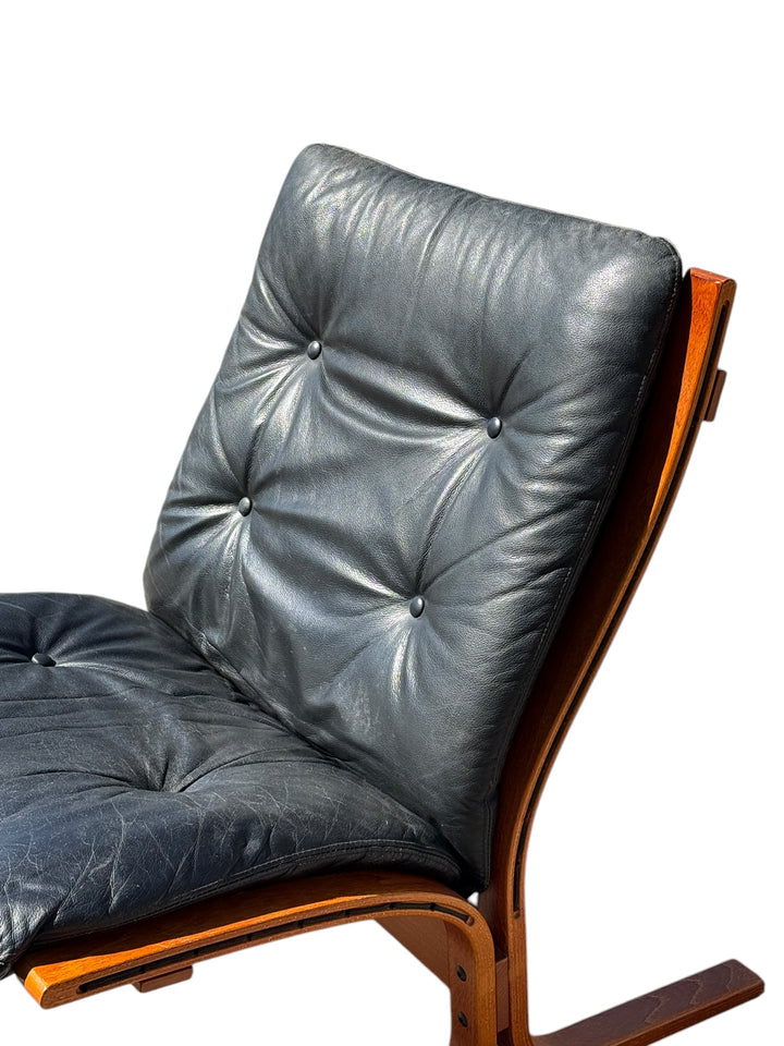 Mid-Century “Siesta” Lounge Chair and Ottoman by Ingmar Relling for Ekornes image 6