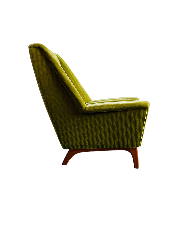 Pair Danish Modern Lounge Chairs  image 9