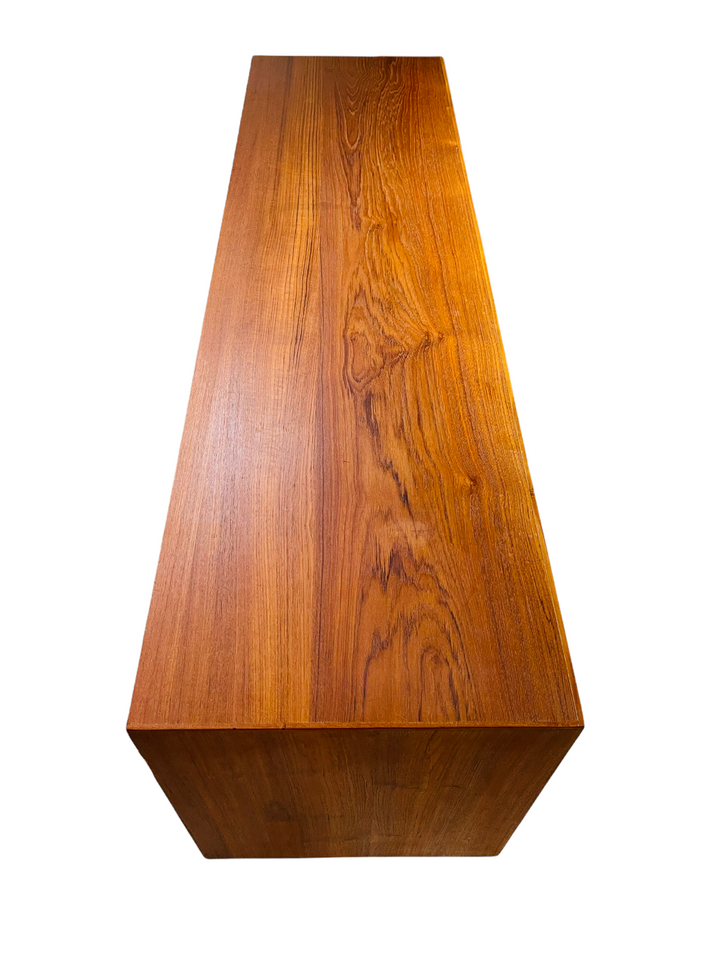 Mid-Century Modern Teak Credenza  image 3