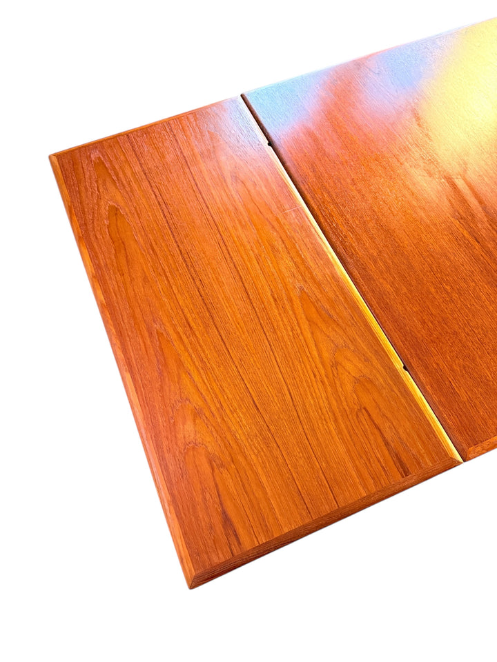 Mid Century Danish Modern Teak Draw Leaf Dining Table  image 12