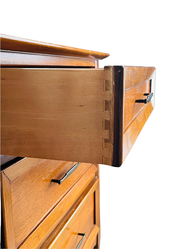 Mid-Century Modern Walnut Lowboy Dresser / Credenza by Permacraft image 8
