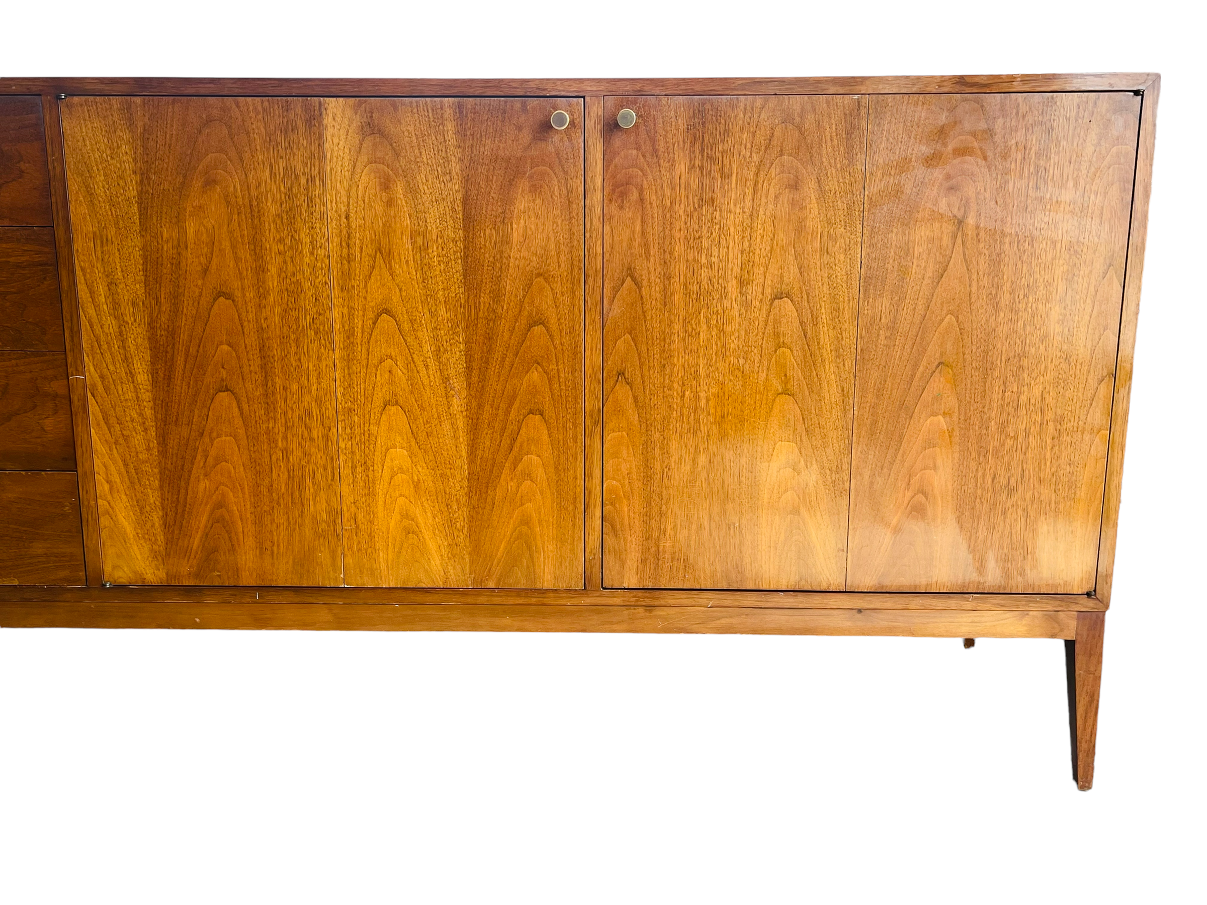 Mid-Century Modern Walnut Triple Dresser in Style Paul McCobb  image 5