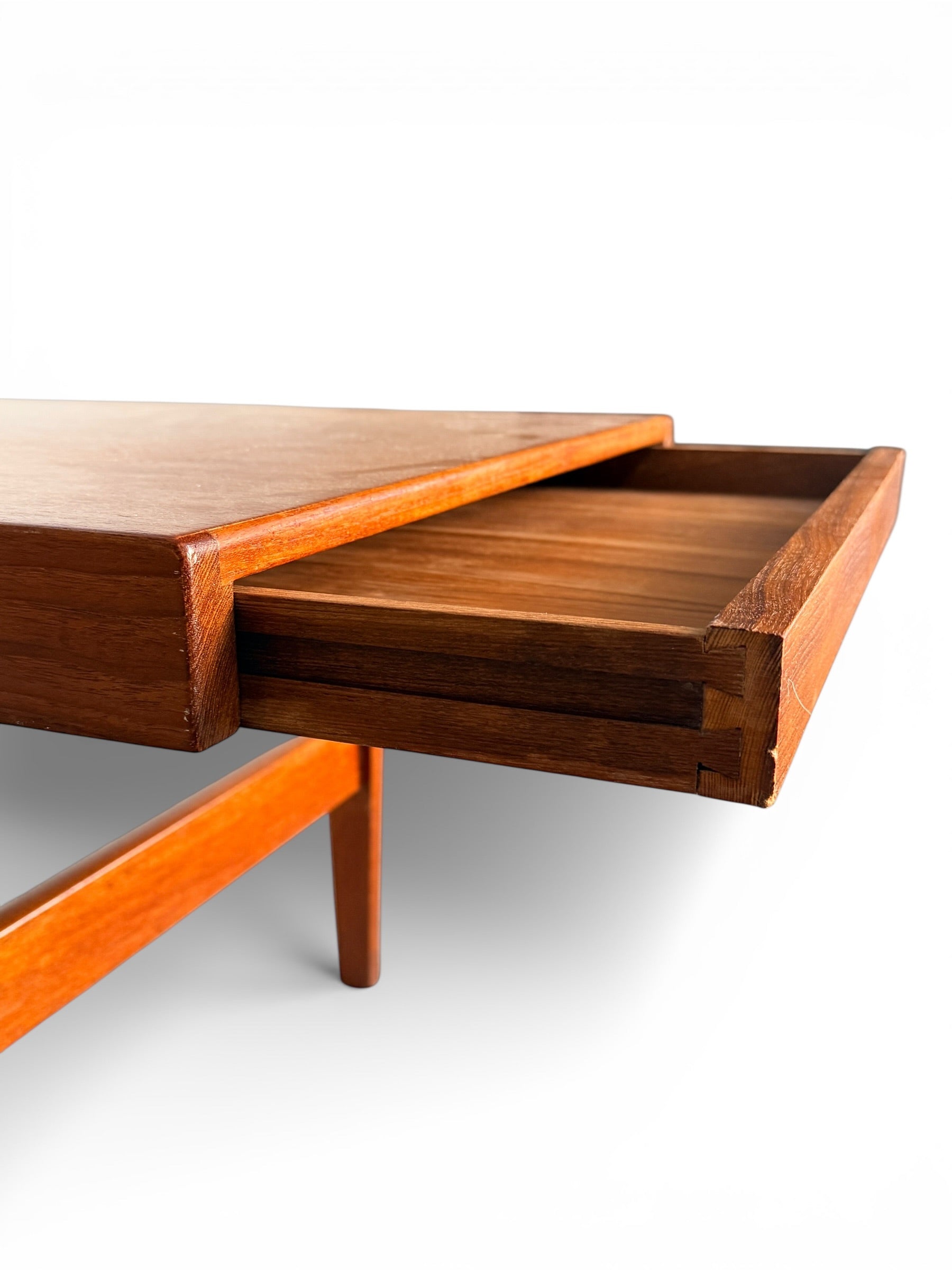Johannes Andersen Teak Coffee Table for Uldum Møbelfabrik, Denmark 196