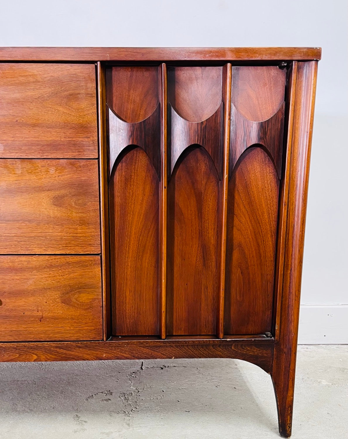 Mid-Century Modern Walnut  Credenza / Dresser By Kent Coffey image 9