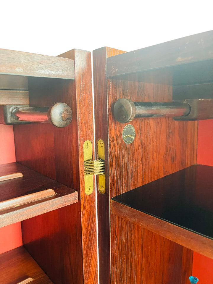 Danish Modern Rosewood Foldable Bar Johannes Andersen  image 13