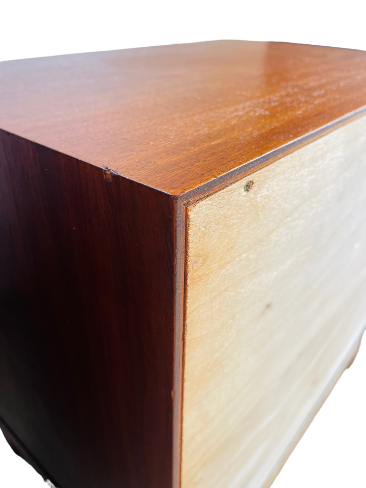 Pair of Mid-Century Modern Walnut Nightstands  image 9