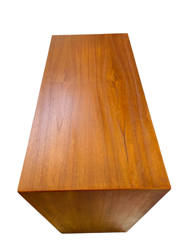 Danish Modern Teak Dresser by Arne Vodder for Sibast image 10