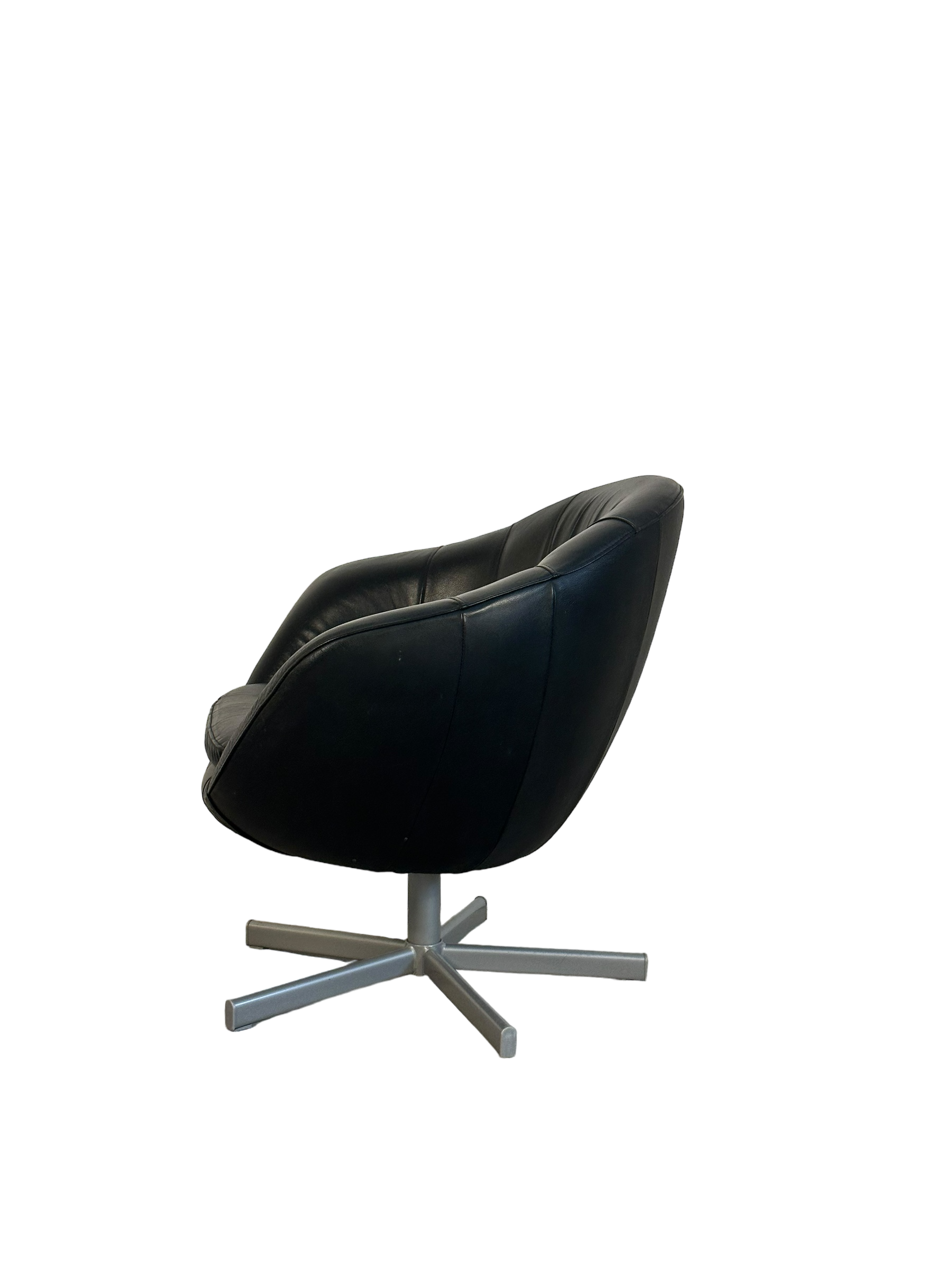 Pair Mid Century Modern Swiveling Leather Pod Chairs image 6