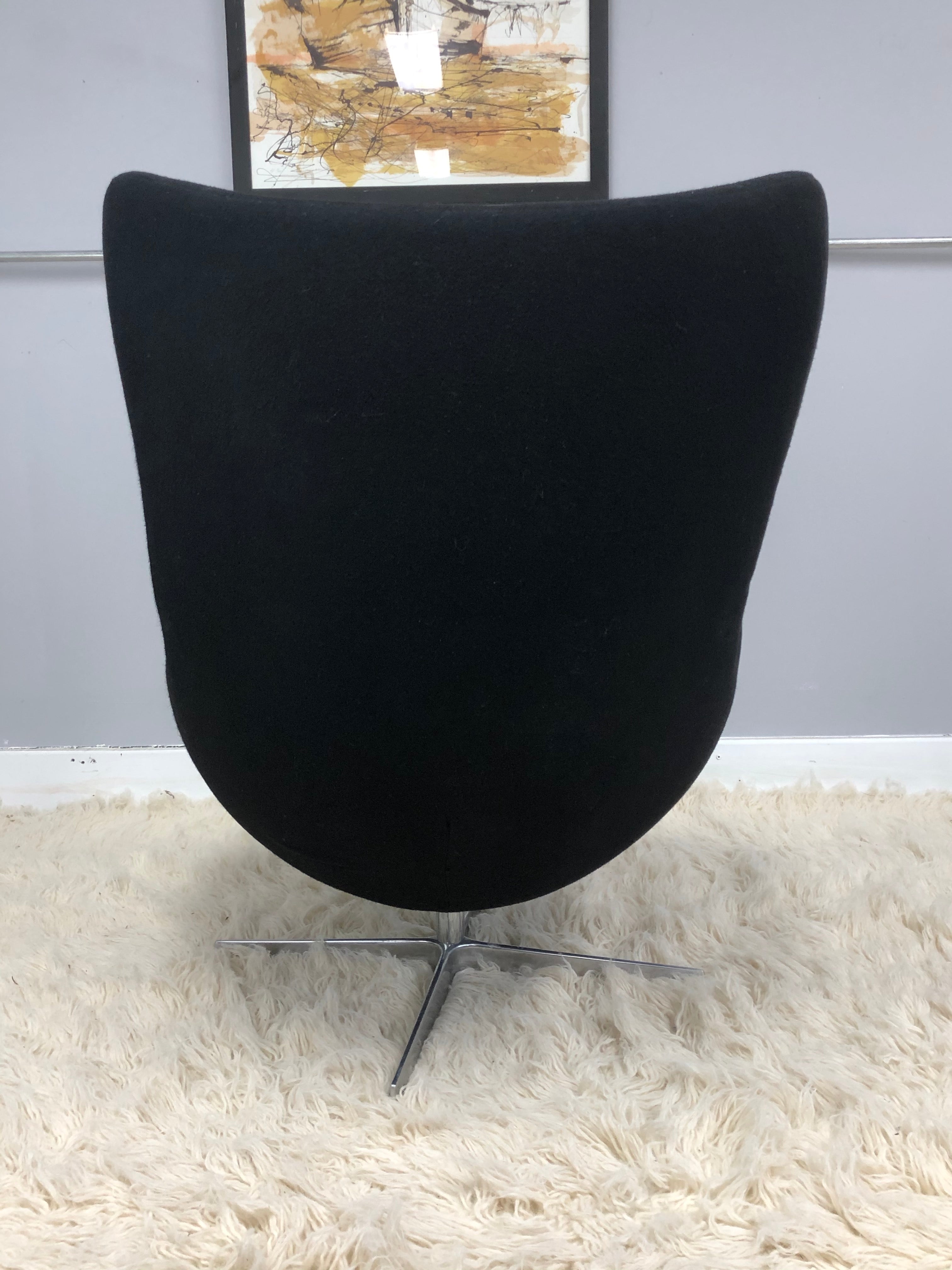 Arne Jacobsen Style Mid Century Modern Egg Chair image 7