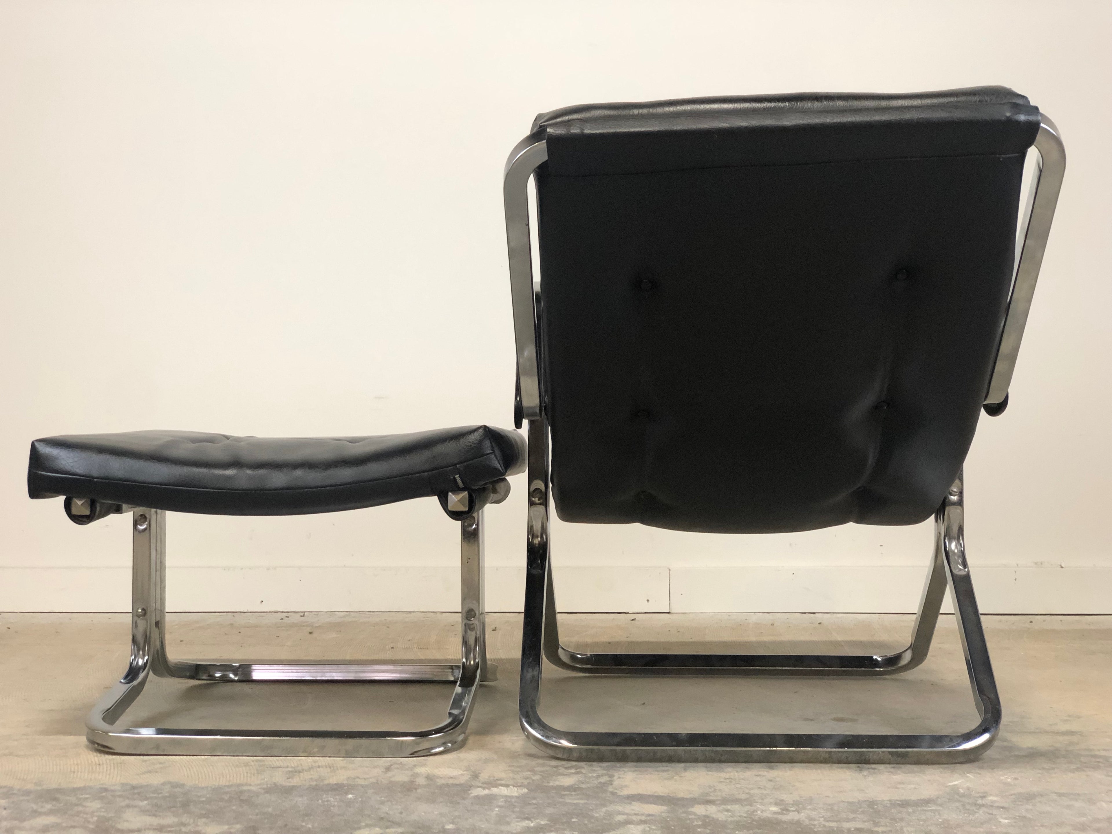 Mid Century Leather & Chrome Gravity Lounge Chair With Ottoman image 4