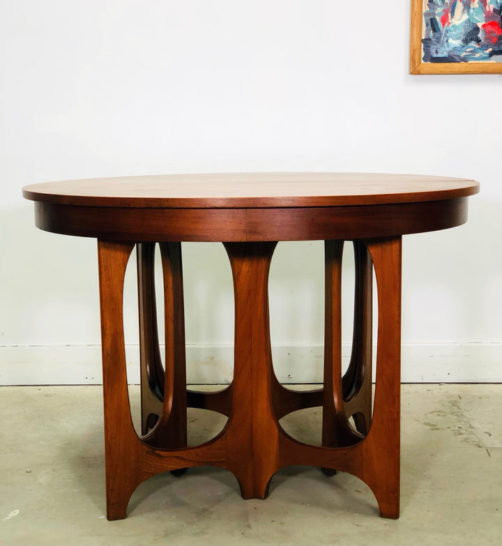 Rare Mid-Century Modern Young Manufacturing Walnut Dining Table image 4