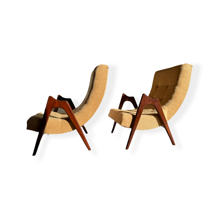 Pair Mid-Century Modern Lounge Chairs by Adrian Pearsall image 3