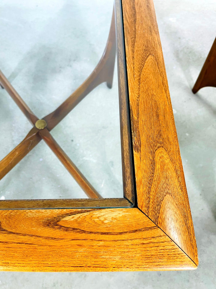 Pair of Mid-Century Modern End Tables By Lane Furniture image 9