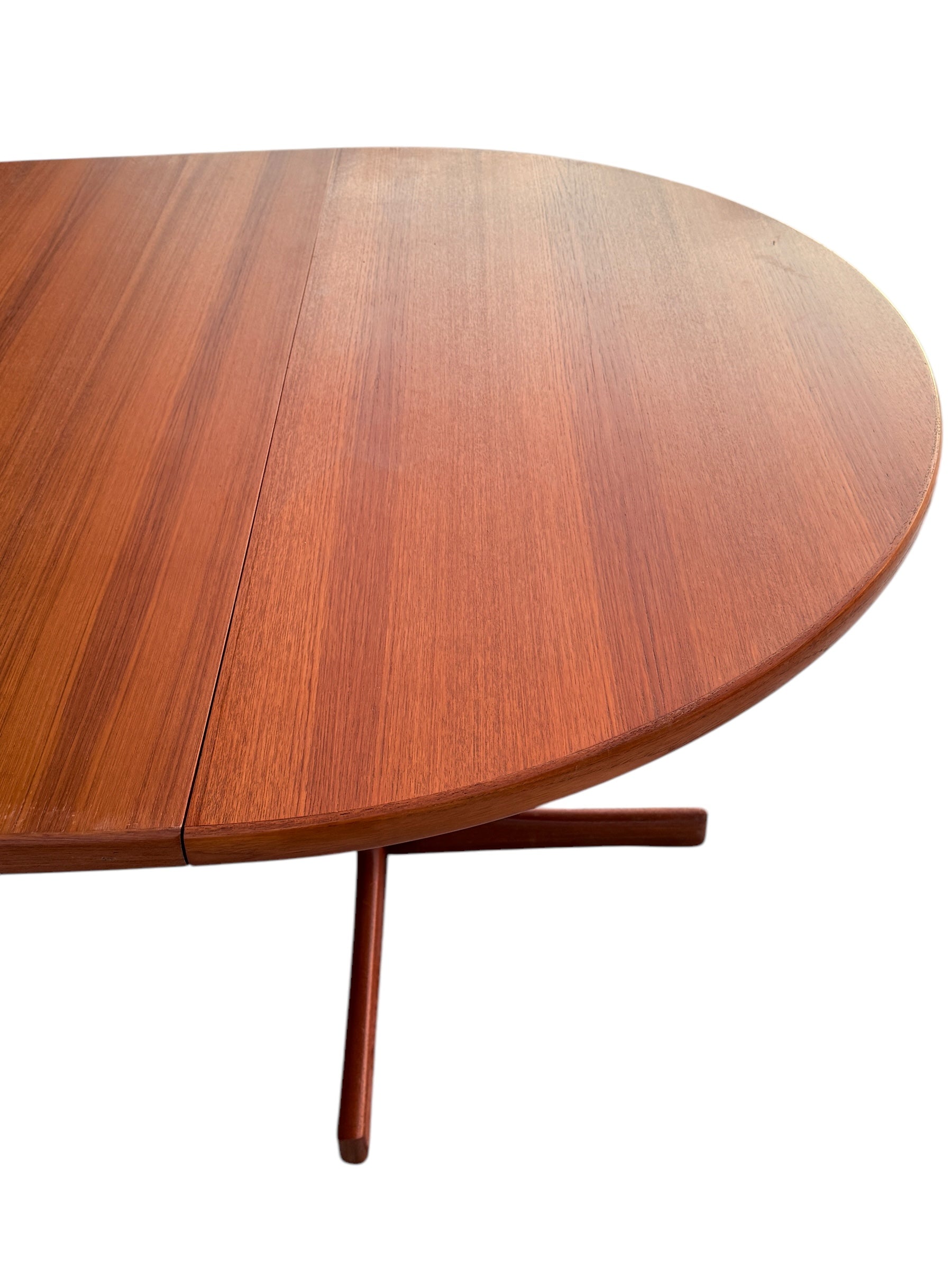 Karl-Erik Ekselius for JOC Møbler Round to Oval Teak Dining Table image 10