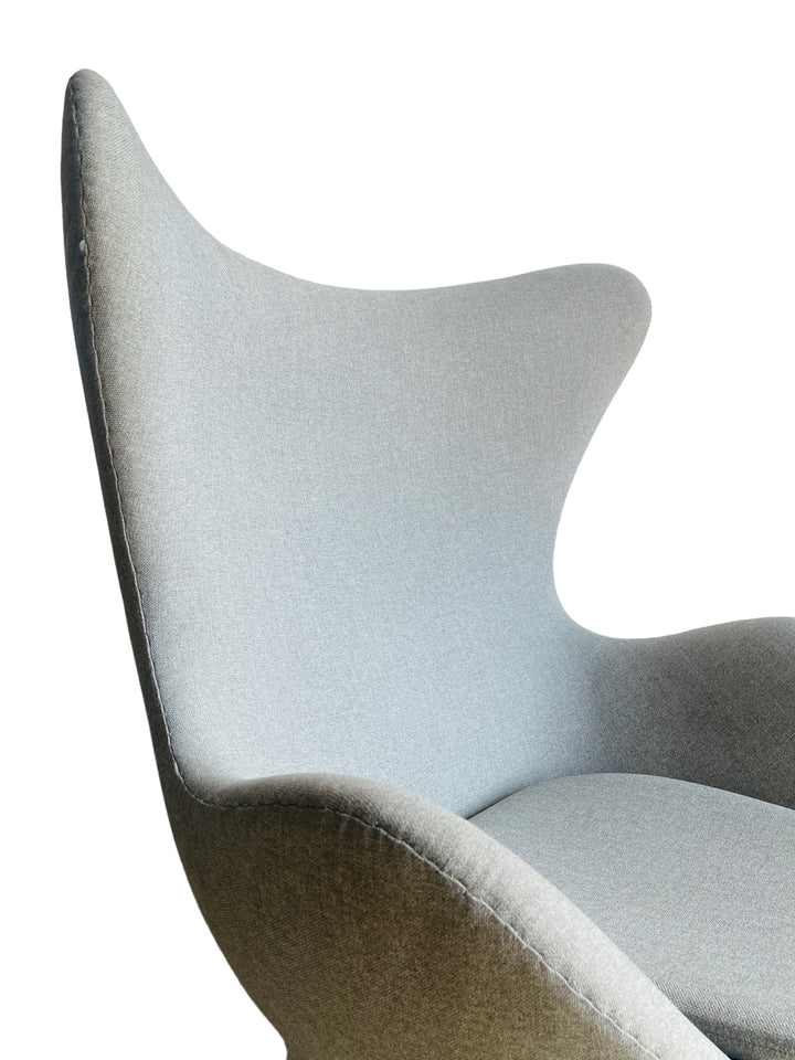 Pair of Swiveling Egg Chairs  image 6