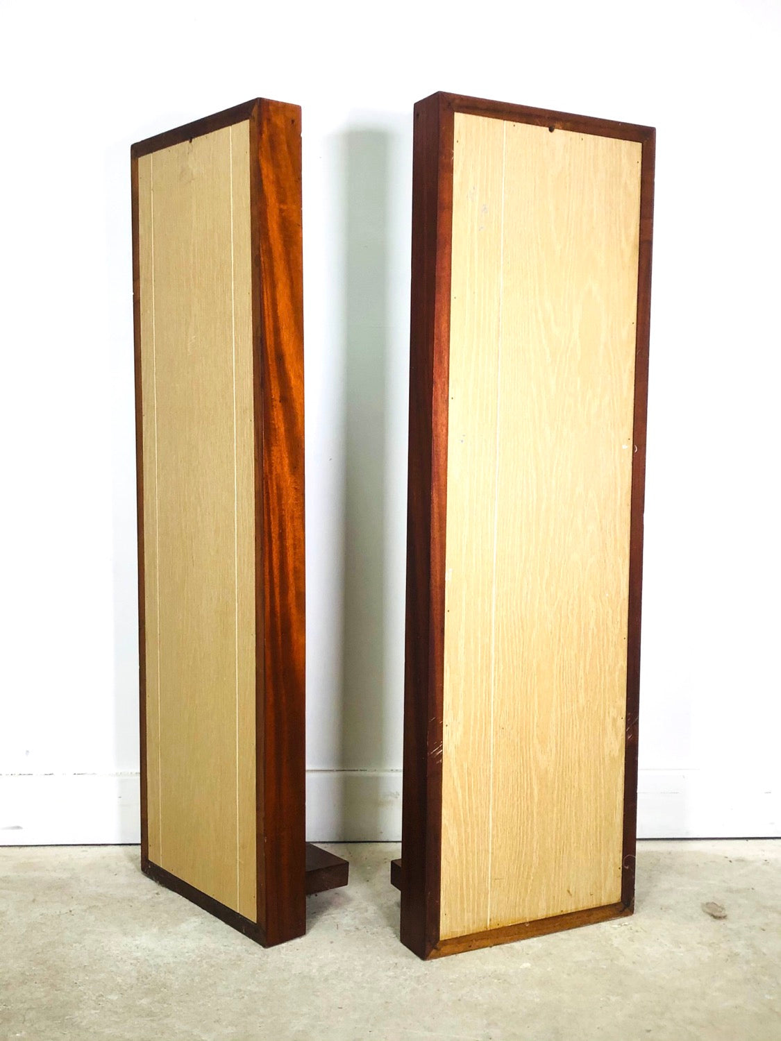 Pair of MCM Floating Shelf Teak Wall-unit / Wall-art image 7