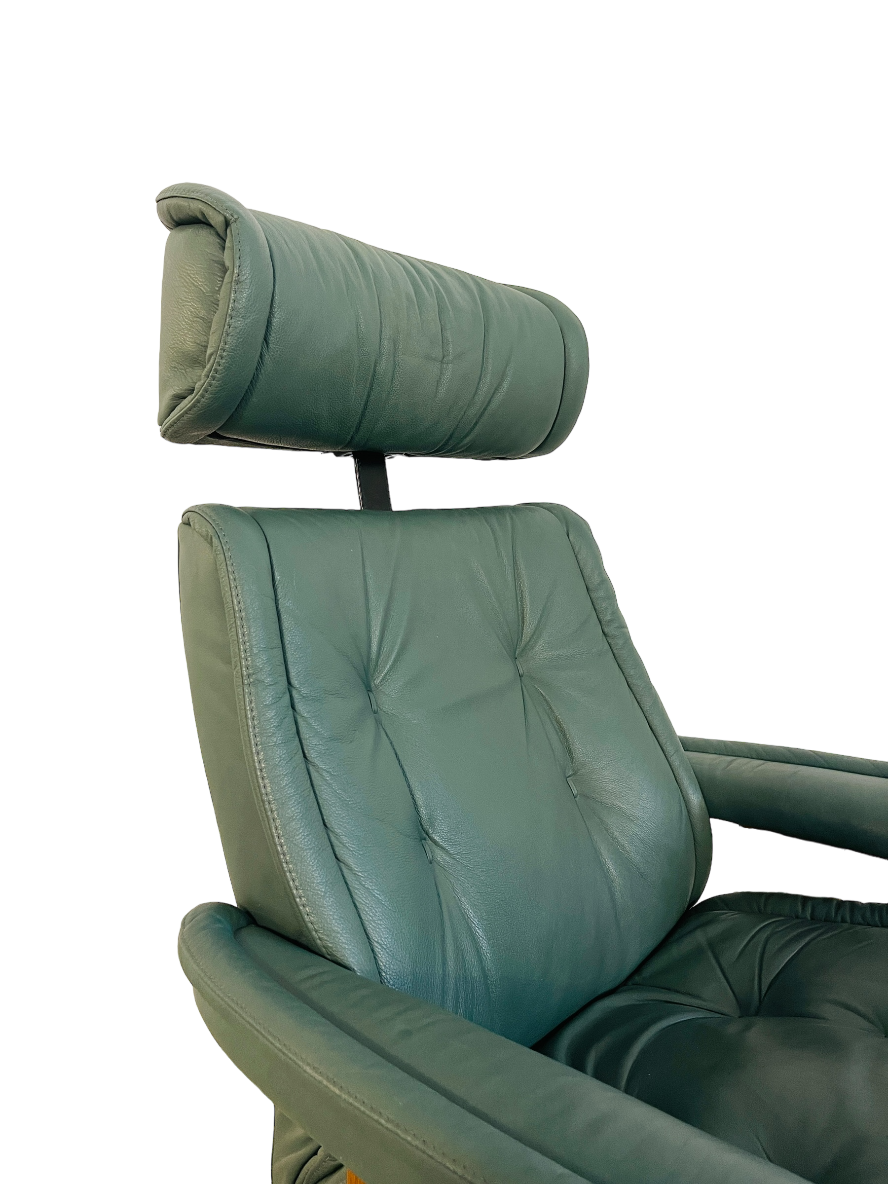 Rare Green Ekornes Stressless Lounge Chair & Ottoman image 10