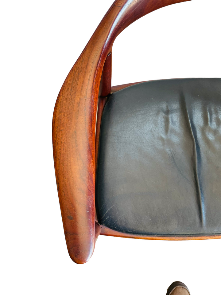 Hans J. Wegner 'The Chair' JH503 for Johannes Hansen image 2