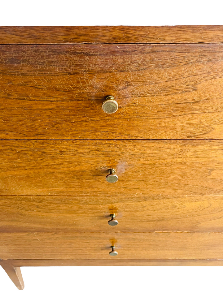 Mid-Century Modern Walnut Triple Dresser in Style Paul McCobb  image 6