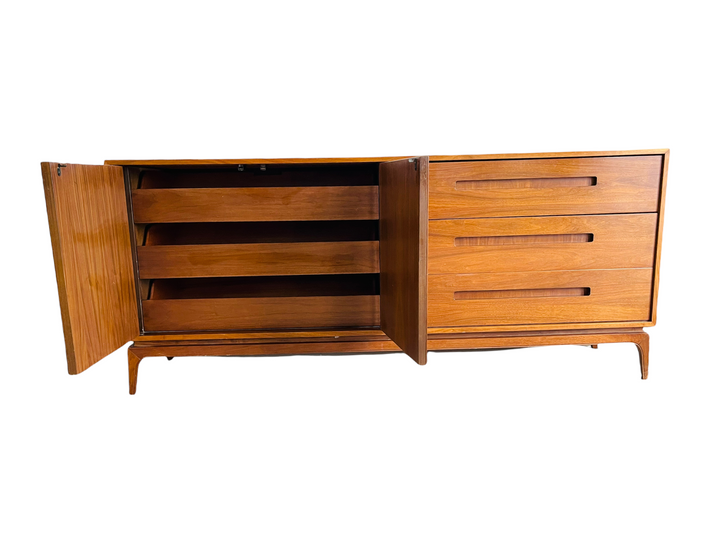 Mid-Century Modern Walnut Credenza / Dresser Style of Albert Parvin image 7