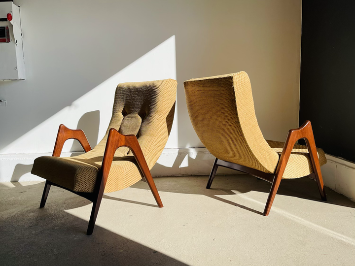 Pair Mid-Century Modern Lounge Chairs by Adrian Pearsall image 6