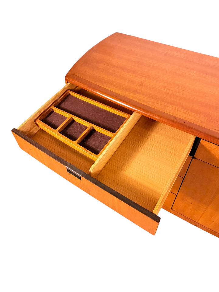 Mid-Century Modern Cherry Sideboard by Dunbar Furniture image 7
