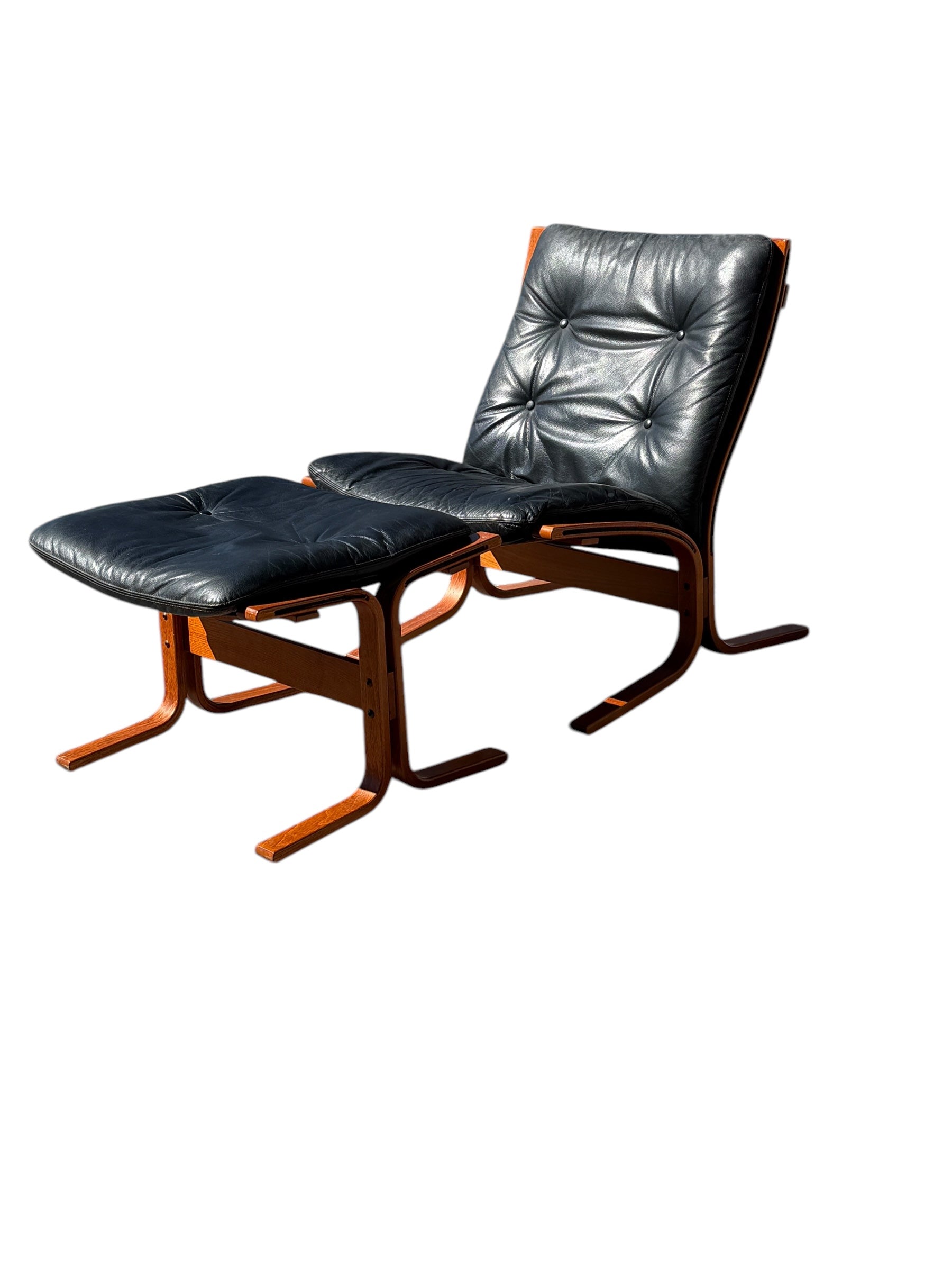 Mid-Century “Siesta” Lounge Chair and Ottoman by Ingmar Relling for Ekornes image 0