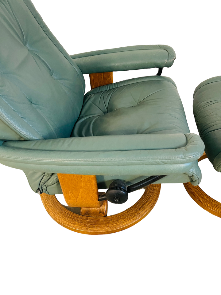 Rare Green Ekornes Stressless Lounge Chair & Ottoman image 8