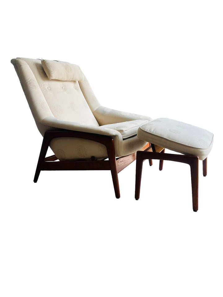 Mid Century Modern Dux Lounge Chair & Ottoman  image 4