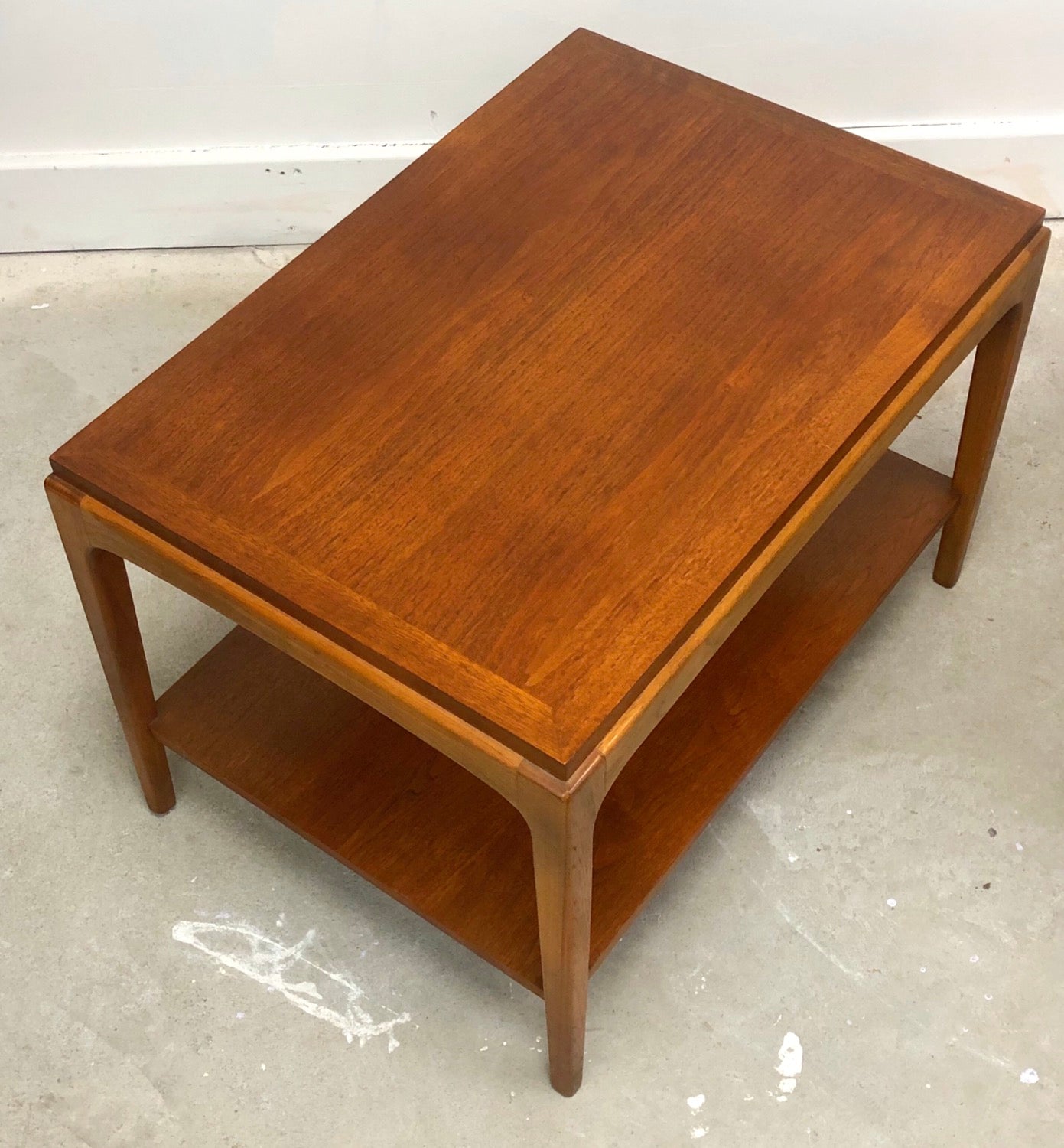 Pair of Mid-Century Modern Walnut Side Tables By Lane  image 3