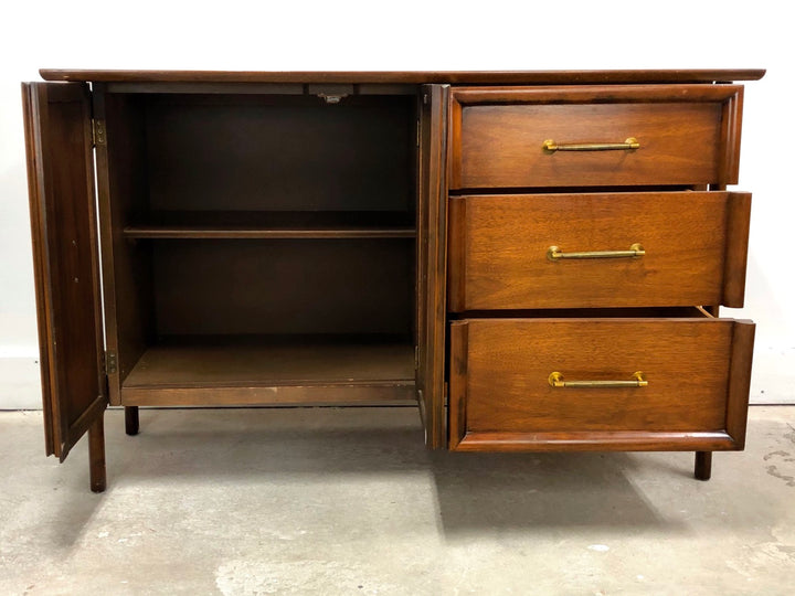 Mid-Century Modern wicker & Walnut Credenza with Sculptured Legs image 2