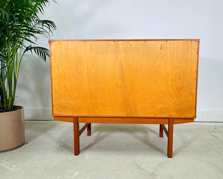 Mid-Century Modern Teak Dresser image 12