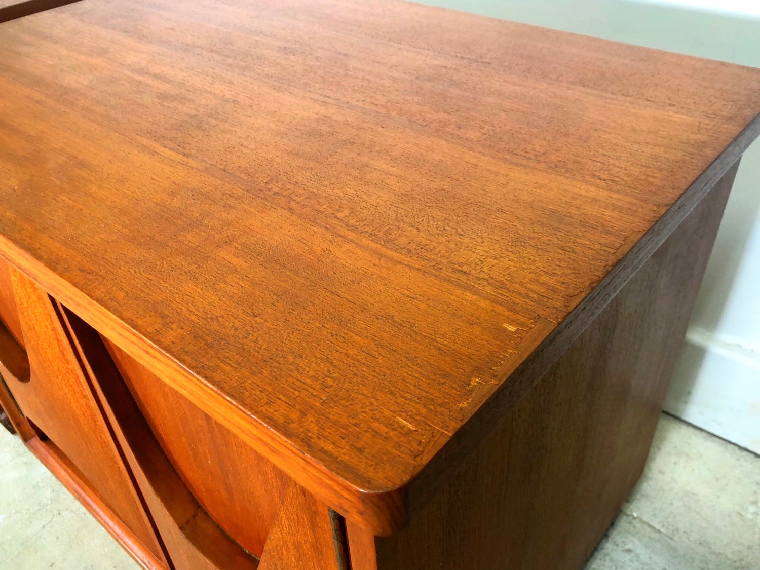 Mid-Century Modern Teak Nightstands By Broyhill Brasilia image 9