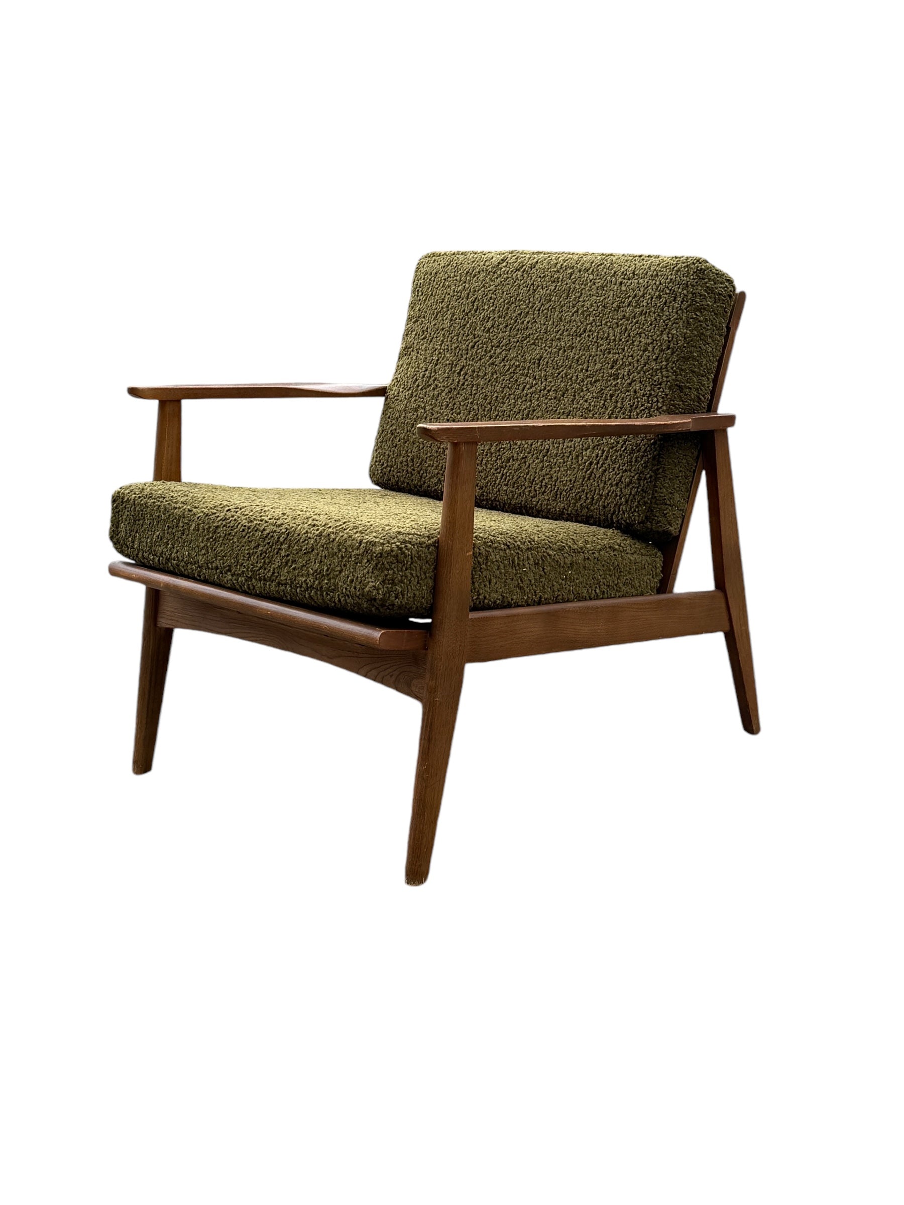 Mid-Century Modern Walnut Armchair in Style of Viko Bauritter image 0